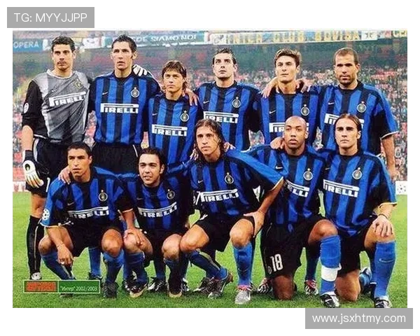 传奇球星重聚维耶里社交媒体分享与大罗巴乔马特拉齐托蒂合影瞬间